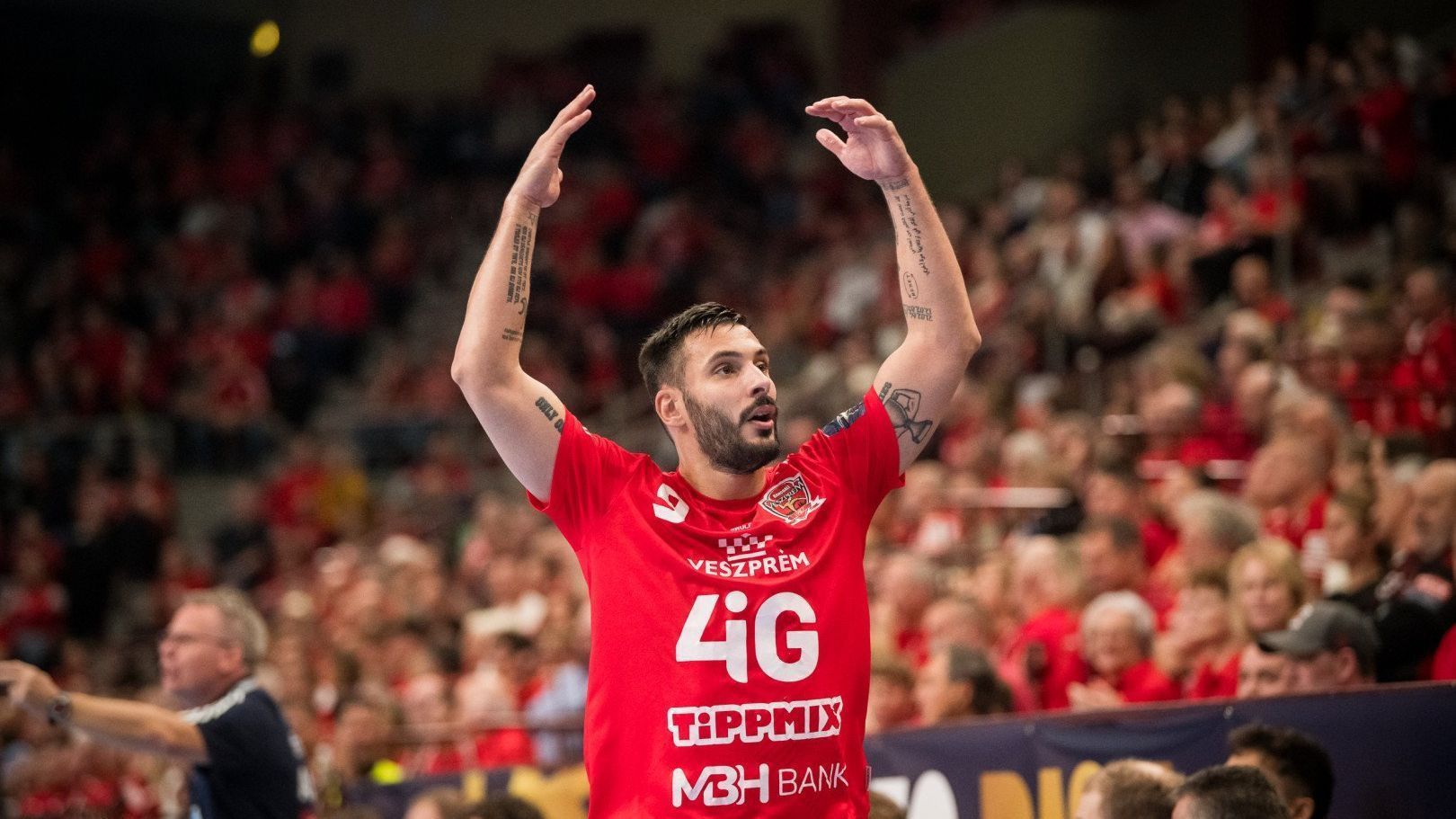 Hugo Descat új szerződést írt alá a Veszprémmel (Fotó: handballveszprem.hu)