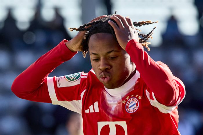 Wisdom Mike is új szerződést kap a Bayernnél