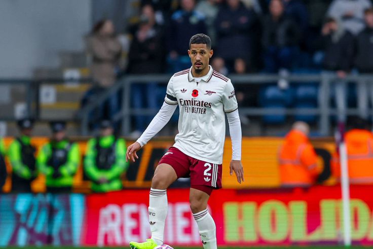 Saliba először trófeákat akar nyerni az Arsenallal