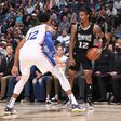 Ja Morant (jobbra) sportszerűtlenül veszekedett a bíróval
