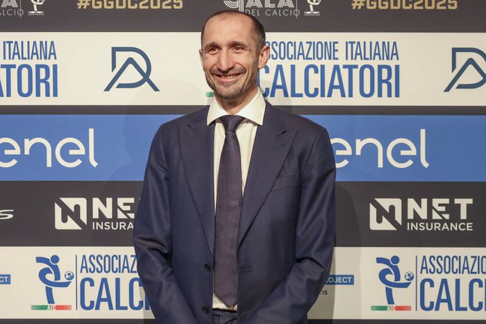 Chiellini reméli hamar újra a legnagyobbak között lehet majd emlegetni a Juventust