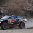 Carlos Sainz édesapja hatalmasat borult a Dakaron – videó