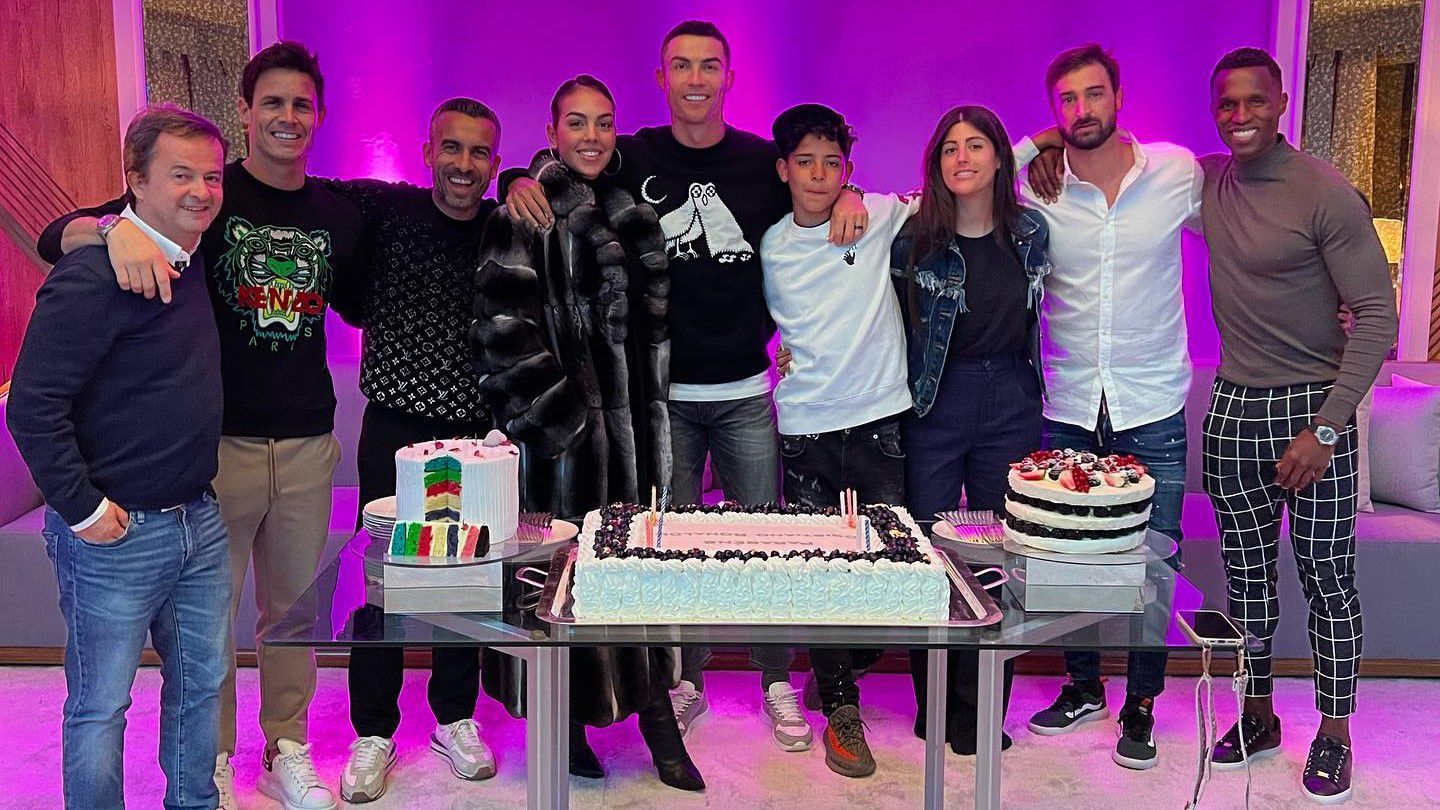 A 38. születésnapját ünneplő Cristiano Ronaldo köszönetet mondott
