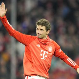 Így ünnepelték a társai Thomas Müller páratlan rekordját – videóval