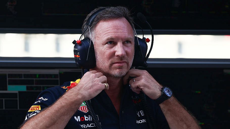 F1-hírek: saját csapatfőnöke ellen indított vizsgálatot a Red Bull