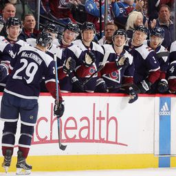 MacKinnon vezetésével hengerelt a Colorado
