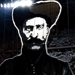 Látványos szurkolói koreográfiák Európa stadionjaiból – videókkal