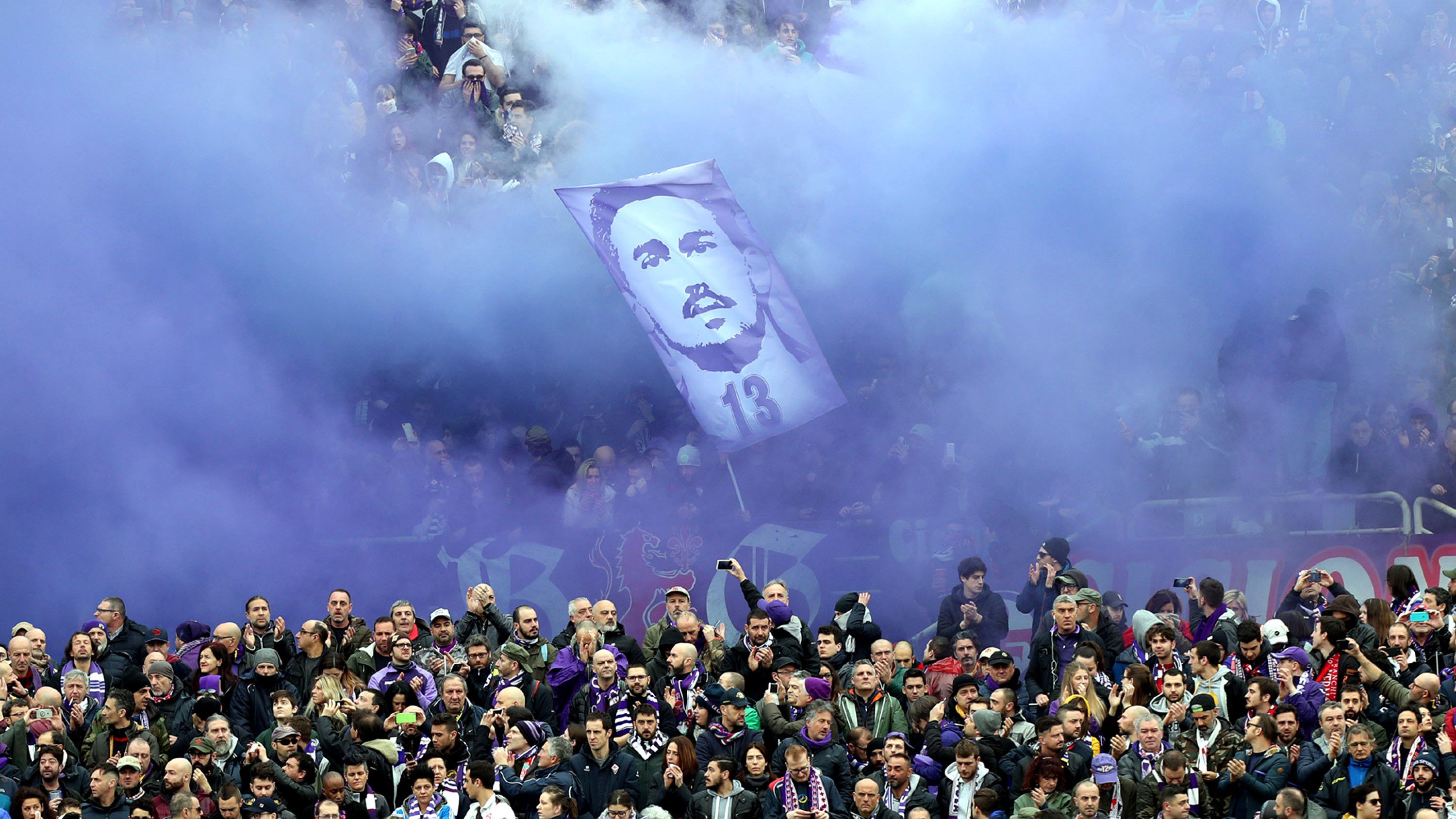 2018. március 11. Egy héttel a halála után így búcsúztak el a Fiorentina szurkolói (Fotó: Getty Images)