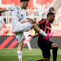 VAR-döntések után, Kerezsi Zalán góljával aratott létfontosságú győzelmet a Honvéd