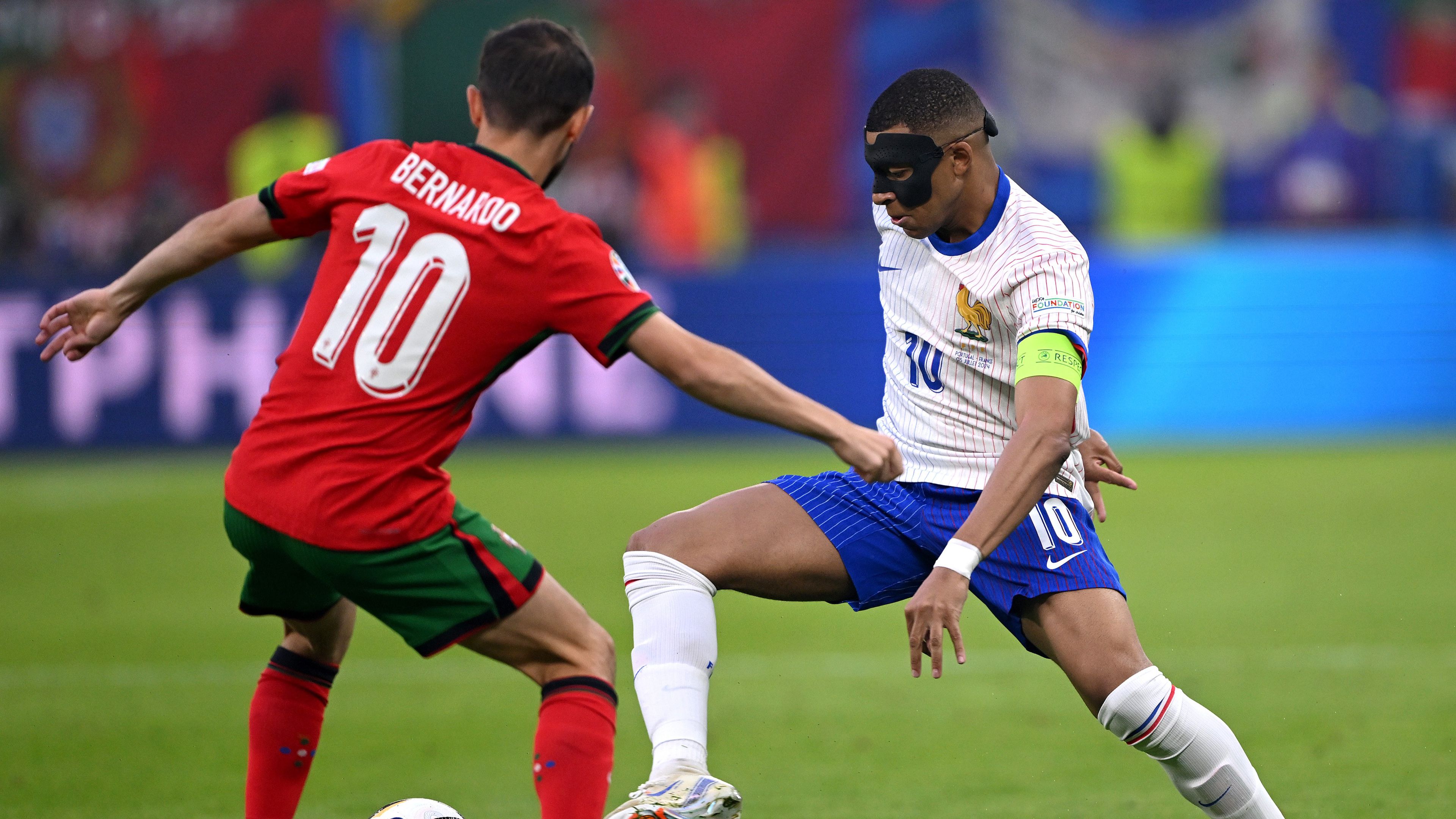 Élő: Nagy küzdelem mellett még nincs gól a Portugália–Franciaország negyeddöntőn