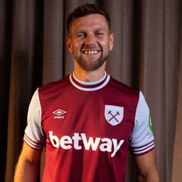 A Premier League-ben folytatja a BL-döntős csatár