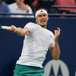 Zverev kiejtette a torontói Masters címvédőjét, majd reagált a provokáló nézőnek – videó