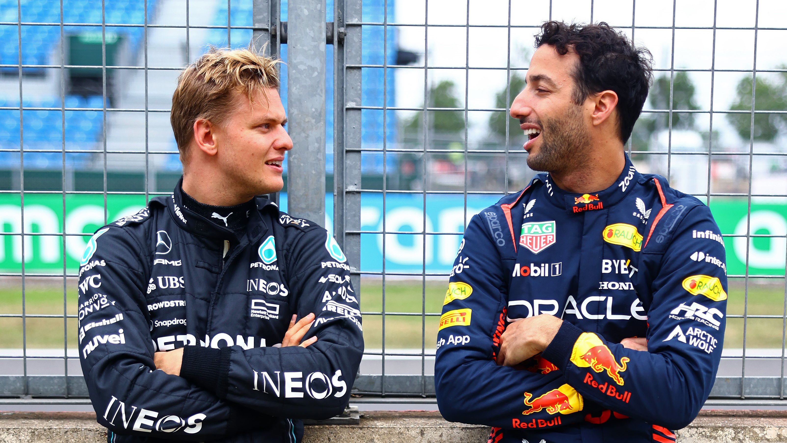 Mick Schumacher és Daniel Ricciardo: 2023-nak mindketten tesztpilótaként vágtak neki