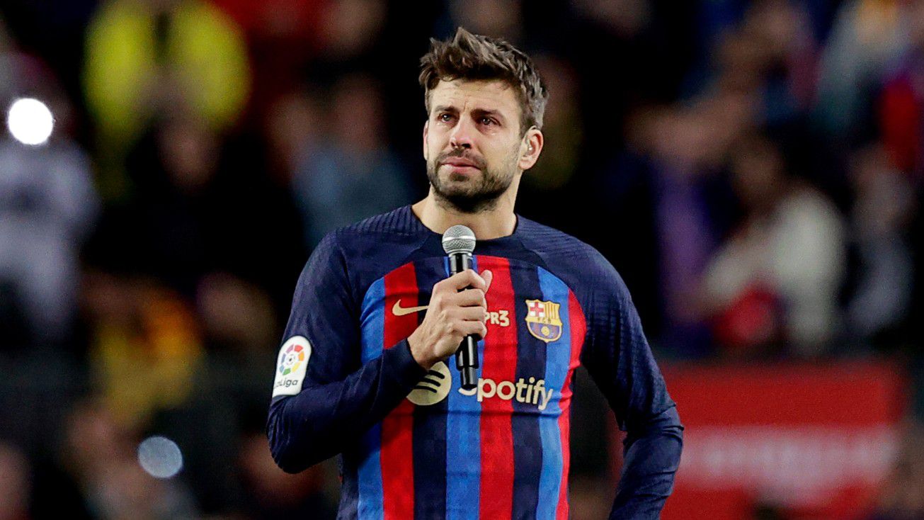 VIDEÓ: „Itt születtem, és itt is fogok meghalni” – Piqué beszéde a Camp Nou gyepén