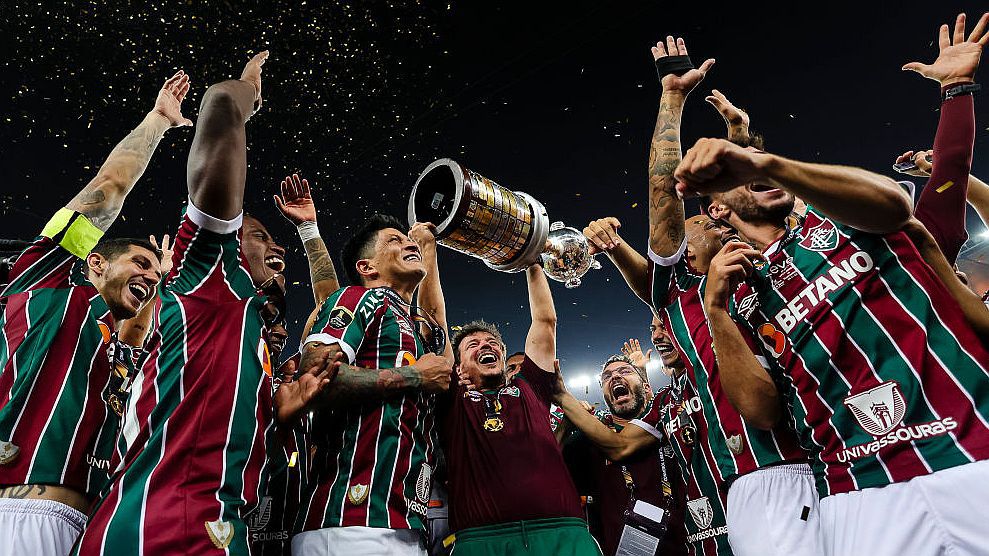 Brazil győzelem a Libertadores-kupában; Pegula döntős a vb-n – délelőtti hírösszefoglaló