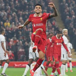 Szoboszlai epizód-, a triplázó Luis Díaz főszereplő volt – a Liverpool szép gólokkal verte a Leverkusent