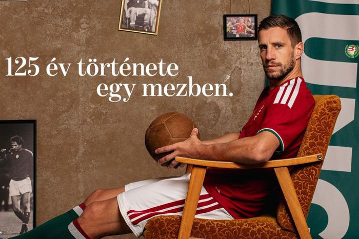 Varga Barnabás remélhetőleg már Írország ellen betalál az új mezben (Fotó: mlsz.hu)