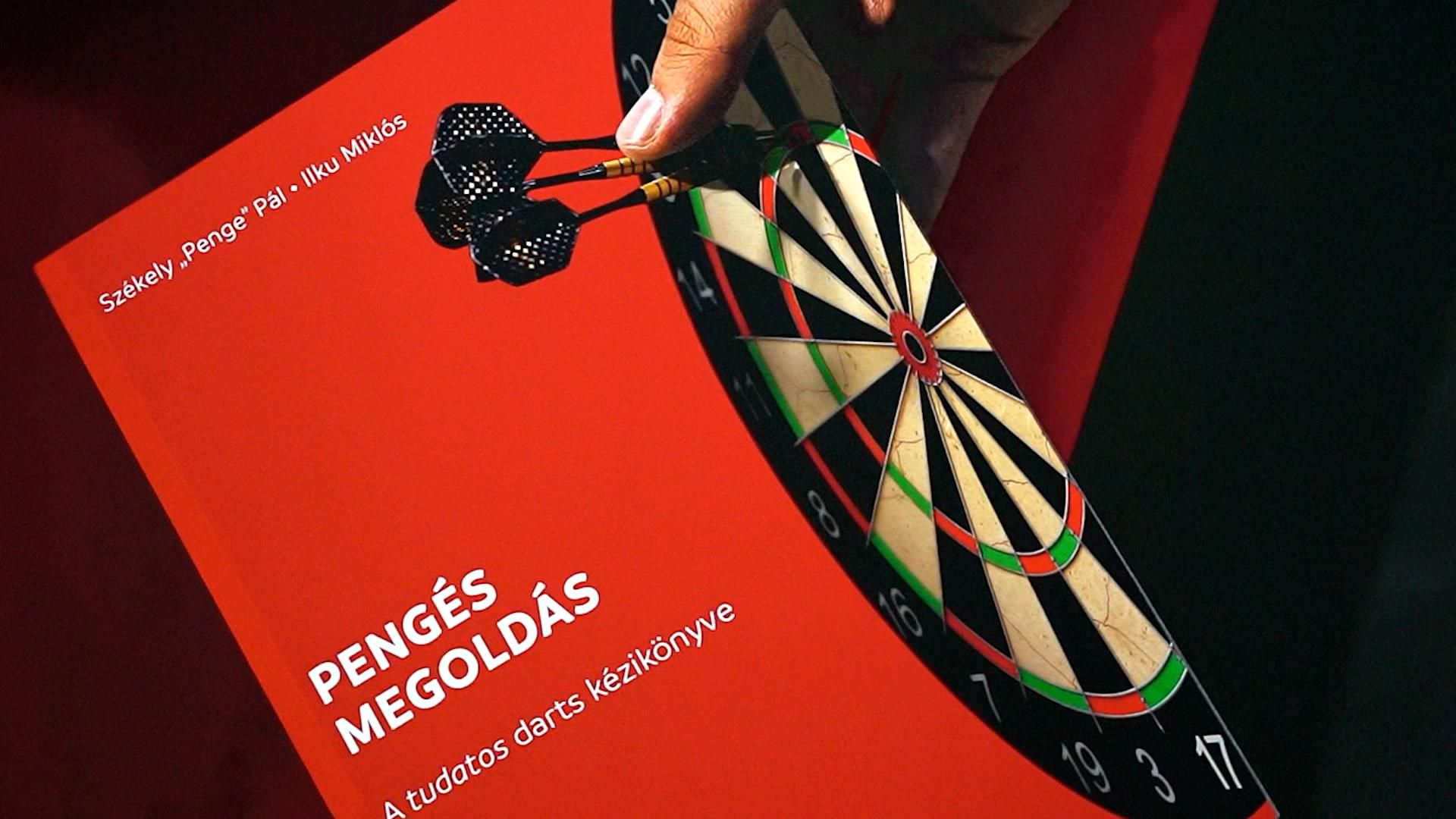 Megjelent a Pengés megoldás – a tudatos darts kézikönyve, melynek társszerzője a Sportal főszerkesztője, Ilku Miklós (Fotó: Czerkl Gábor)