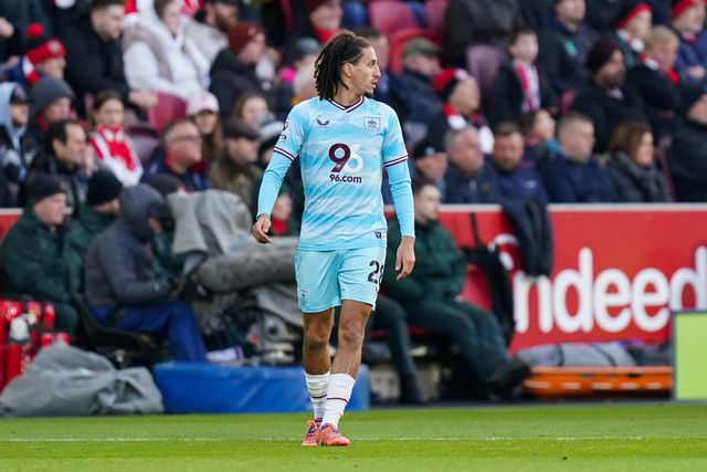 A 22 éves labdarúgó december végén térhet vissza a pályára