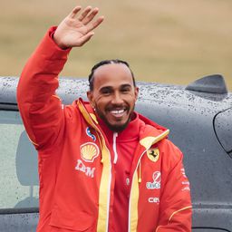 Kiderült, mennyit keresnek idén a Forma–1-es pilóták: Hamilton világbajnoki fizetésért ült át a Ferrariba