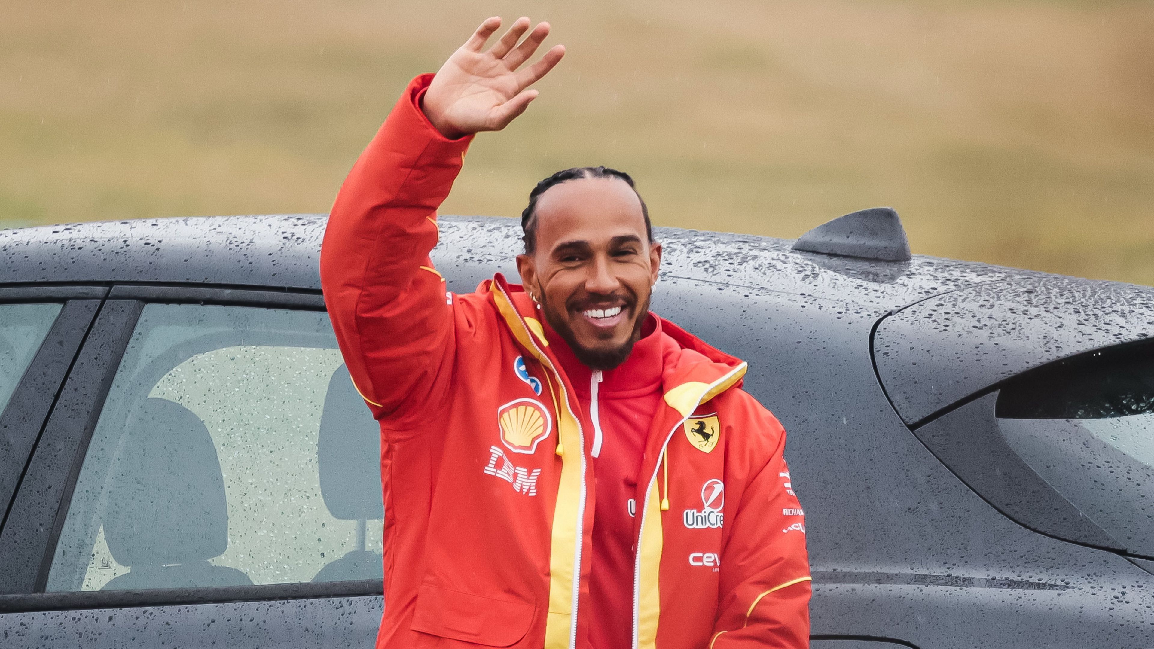 Kiderült, mennyit keresnek idén a Forma–1-es pilóták: Hamilton világbajnoki fizetésért ült át a Ferrariba