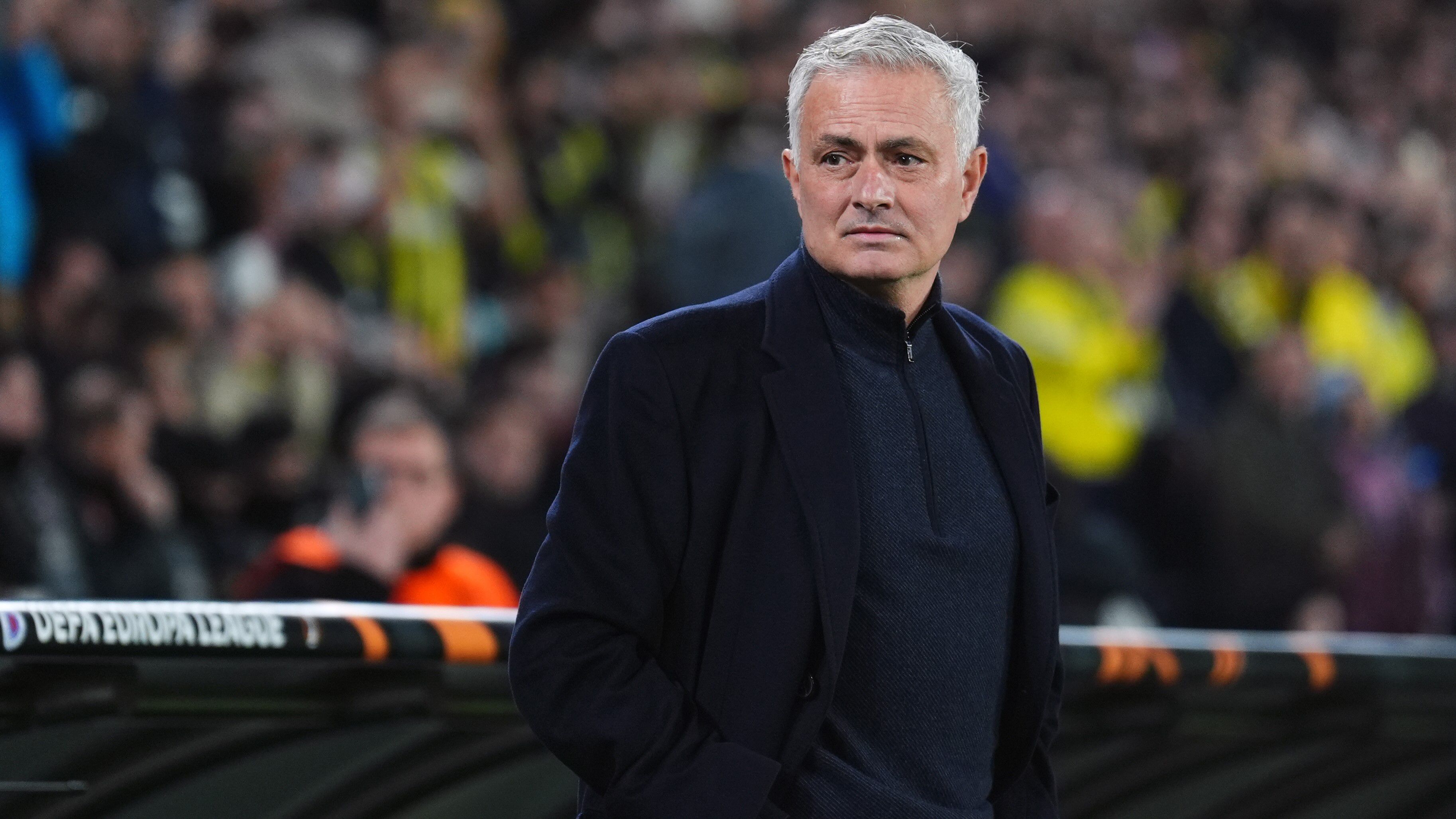 José Mourinho foghatja a fejét; a Man. United nem bírt spanyol ellenfelével az Európa-ligában