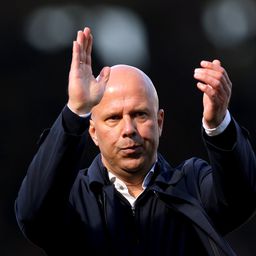 Arne Slot megvédte a nagyot hibázó csapatkapitányt: Egy 50-60 meccses szezonban vannak ilyen pillanatok