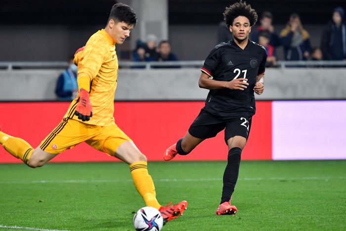 Hegyi Krisztián szerint bátran kell futballozniuk