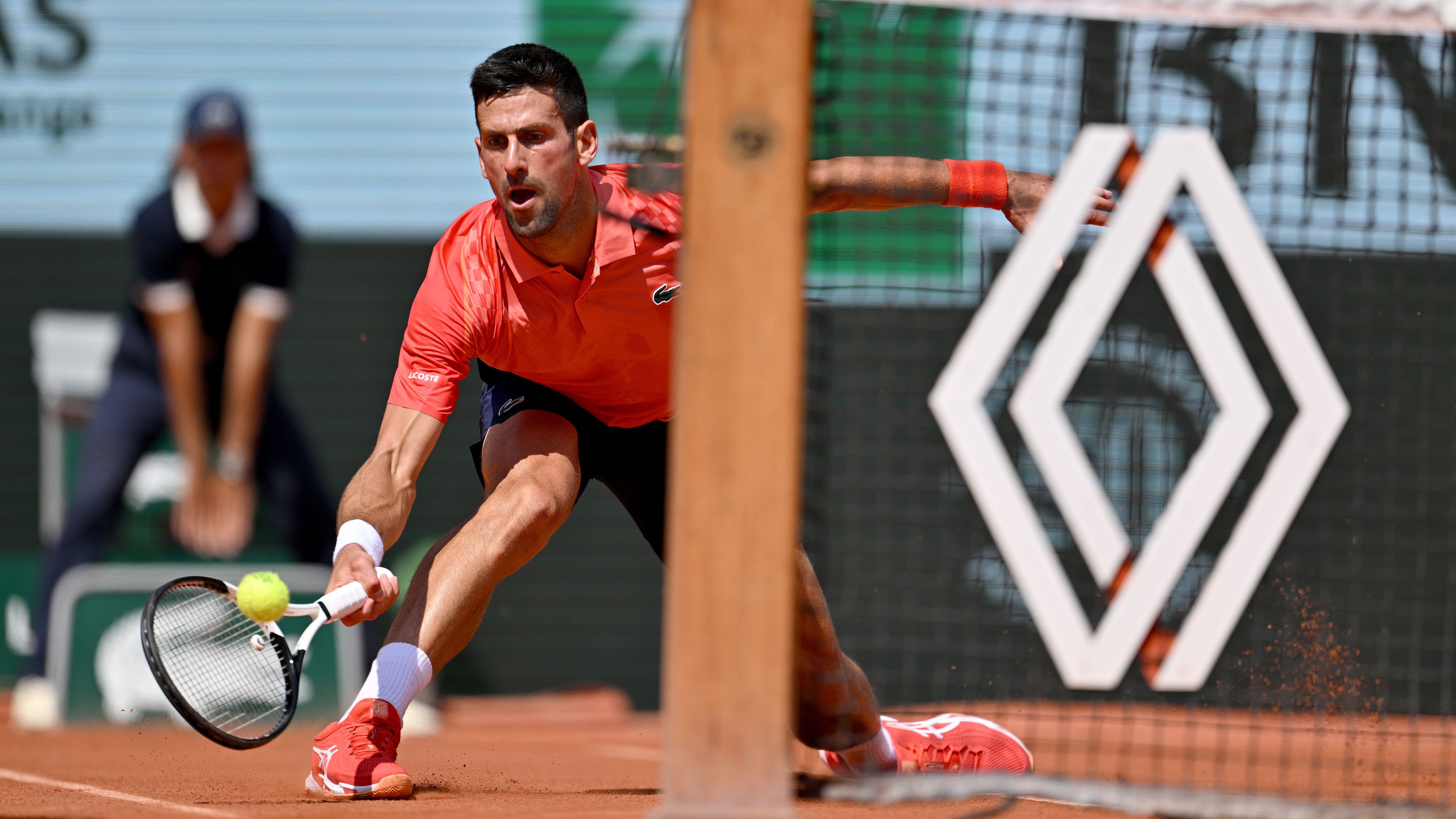 Djokovicsot megszorongatták, de 12-edszer is elődöntős a Garroson