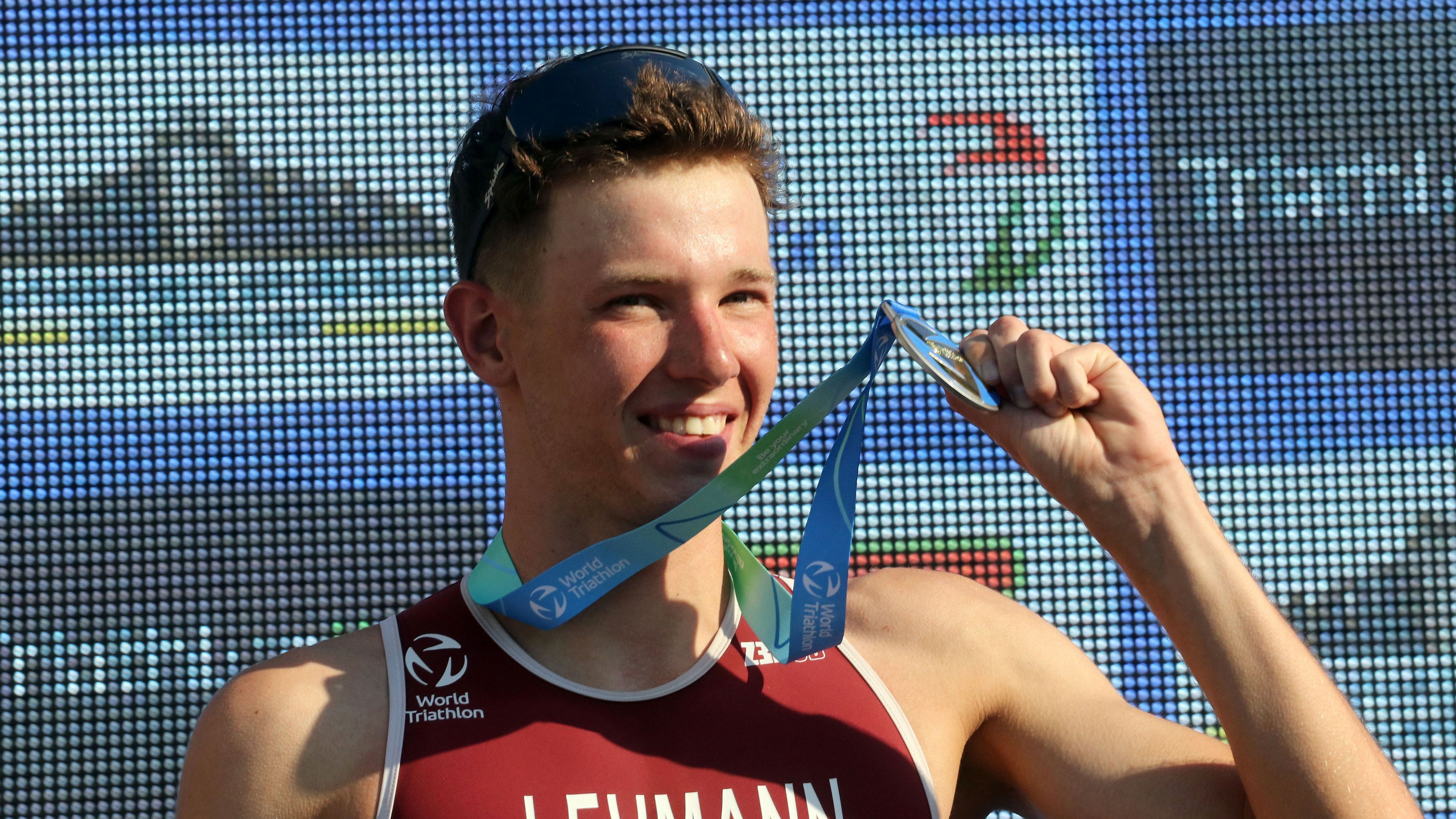 Lehmann és Kuttor-Bragmayer is döntős a tiszaújvárosi triatlon-világkupán