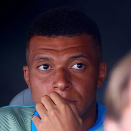 Elhúzódott Mbappé doppingellenőrzése, lekéste a csapatbusz indulását