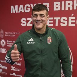 A világbajnok Losonczi Dávid a tokiói játékok bronzérmesével birkózik először
