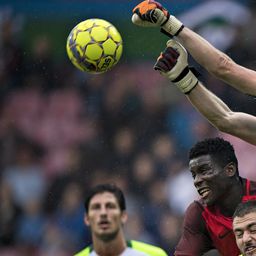 Élő: Dibusz tizenegyest védett, de kettővel vezet a Midtjylland