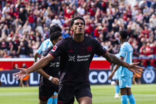 Quansah az összes korosztályos válogatottban pályára lépett Anglia színeiben és hamarosan debütálhat a felnőtt csapatban is