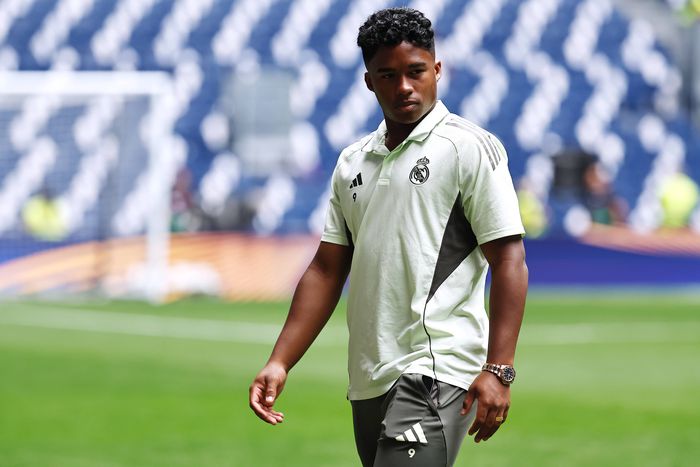 Endrick a tavalyi szezonban 37 meccsen lépett pályára, amiken 7 gólt szerzett