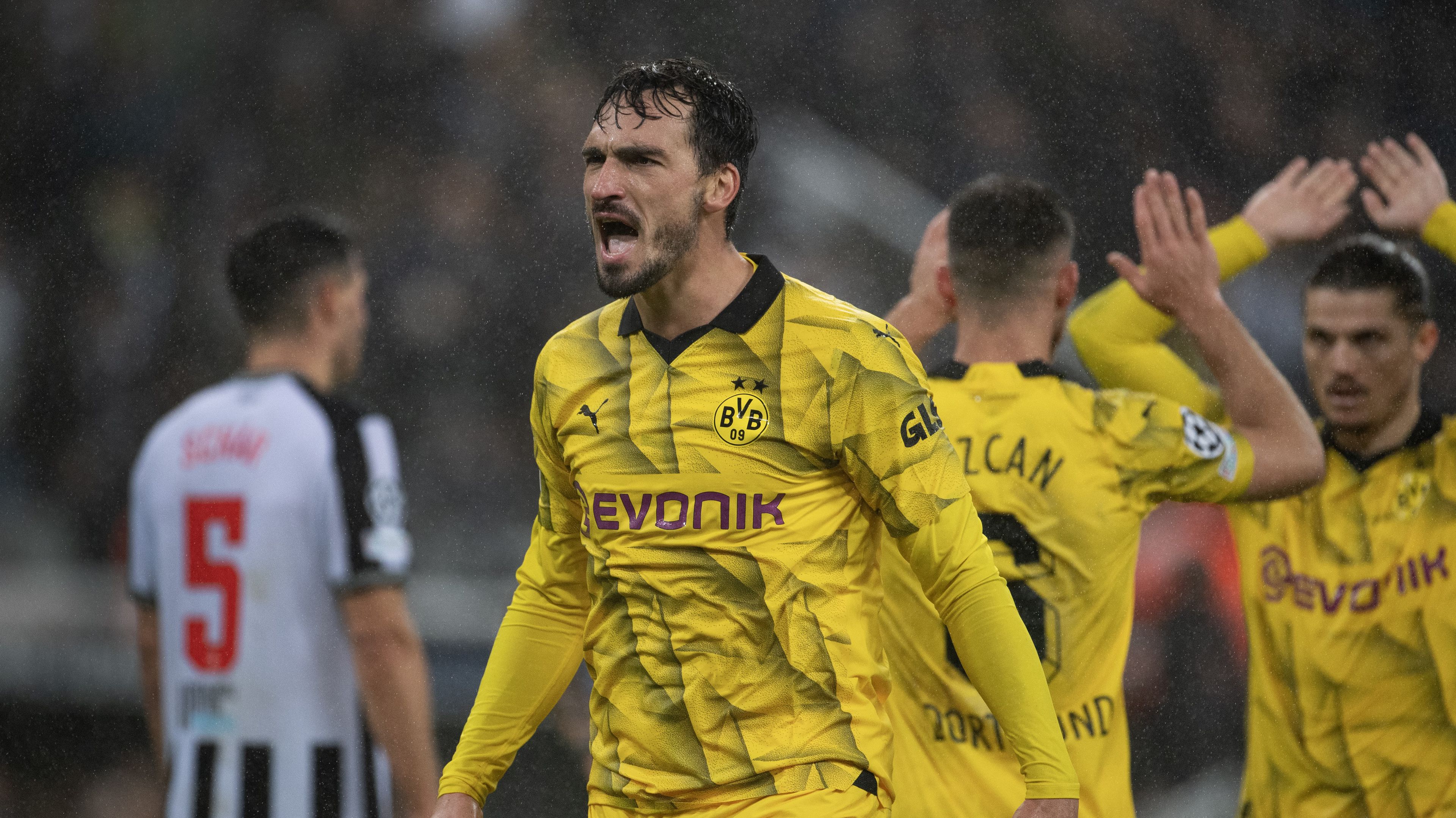 Dortmund–Newcastle és Milan–PSG a Bajnokok Ligájában – keddi sportműsor