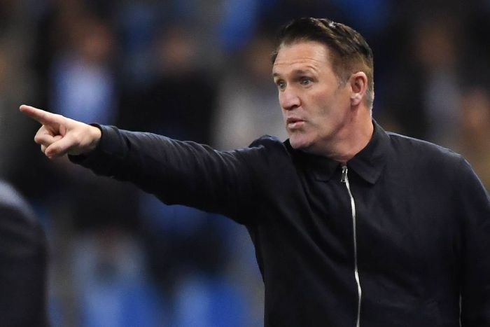 Megvan Robbie Keane kezdőcsapata