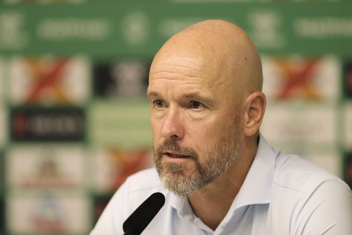 Erik ten Hag visszatérésén dolgoznak Amszterdamban
