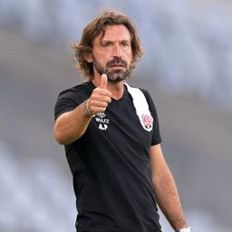 VIDEÓ: van, ami nem változik – Pirlo mesteri gólt lőtt szabadrúgásból az edzésen