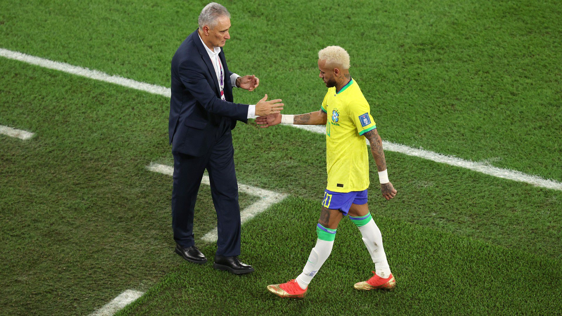 VIDEÓ: belefér ez? A brazil kapitány „galambtánccal” ünnepelte a gólt – az MU legendája kiakadt