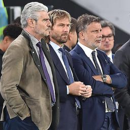 Fájhat a feje a Juventus lemondott vezérkarának, az ügyészség már más klubokra is kiterjesztette a vizsgálatot (Fotó: Getty Images)