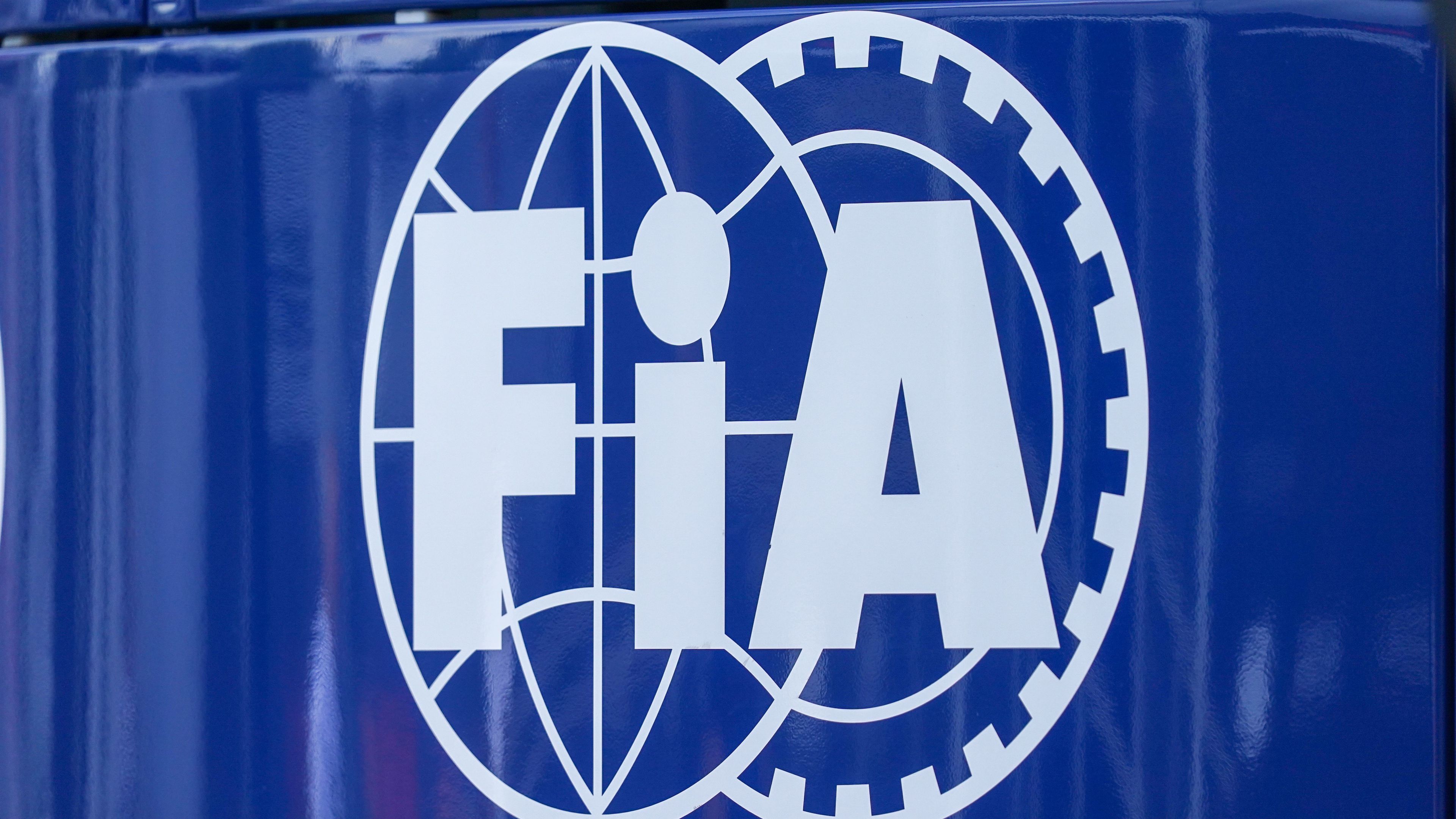 Fontos szabályokon változtat a Nemzetközi Automobil Szövetség (FIA)