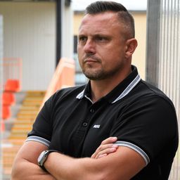 „Hiába állunk az élen, még nem nyertünk semmit, de jó úton járunk…” – interjú a siker receptjét legfeljebb májusban eláruló Tímár Krisztiánnal