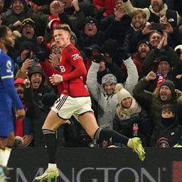 Az MU legyőzte a Chelsea-t; kikapott a Man. City az Aston Villától – videóval