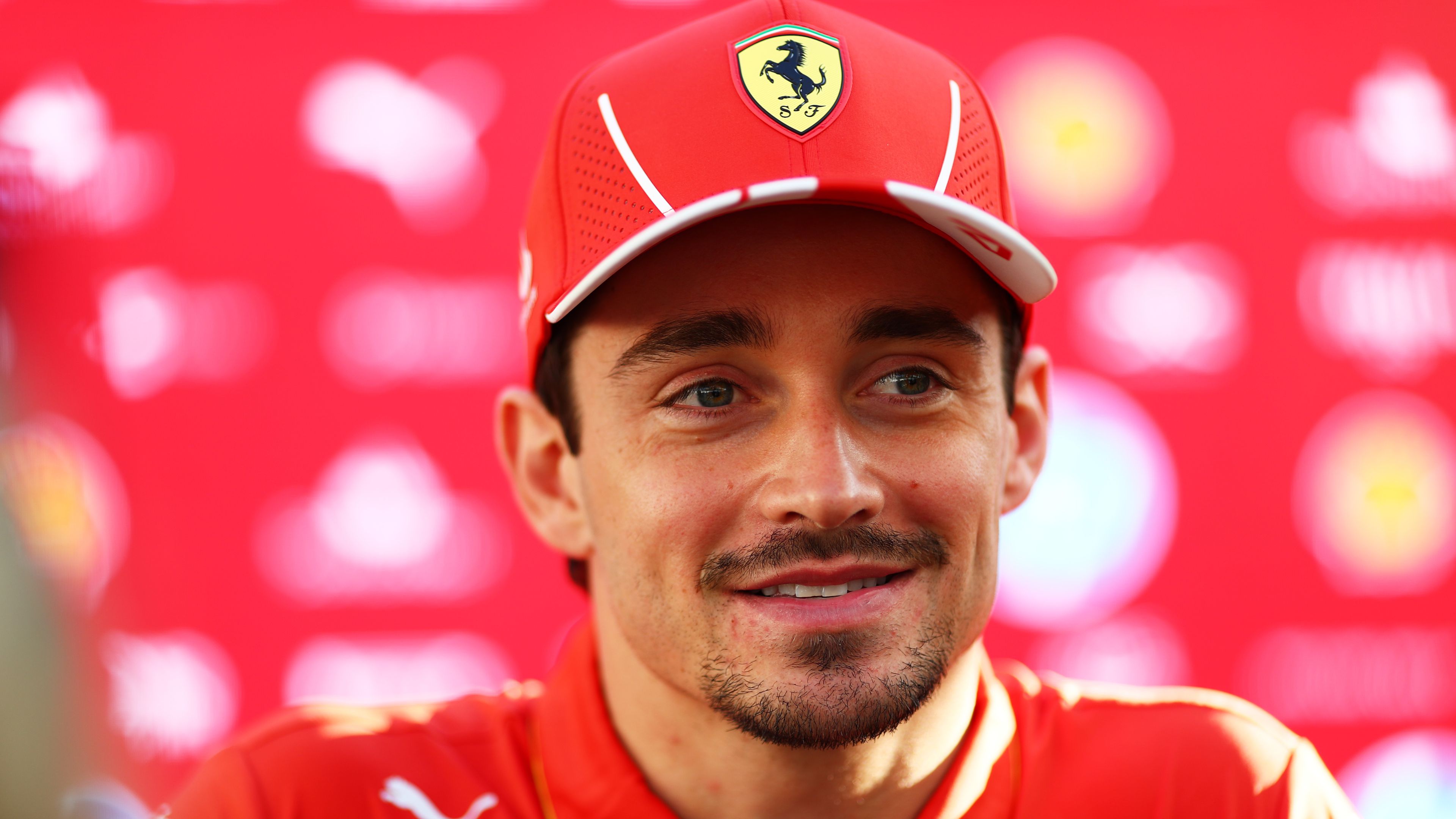 Charles Leclerc volt a leggyorsabb az első szabadedzésen Abu-Dzabiban