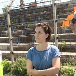 Nicsak, mit csinál a híres színésznő társaságában Mészöly Géza? – videóval