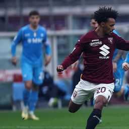 Nagy pofont kapott a Napoli Torinóban, idegenben nyert Lazio