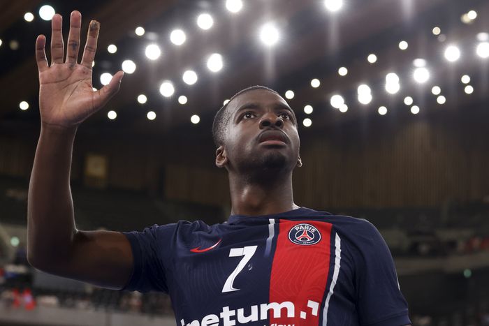 Sadou N’Tanzi a Tatabányához szerződik