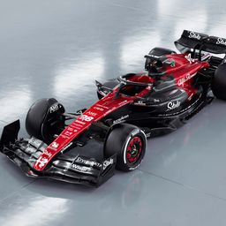Bemutatta impozáns autóját az Alfa Romeo – fotókkal