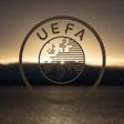 Reagált az UEFA a magyar BL-döntő rendezési szándékra; komoly elismerés a Fradi-kézisnek – délelőtti hírösszefoglaló